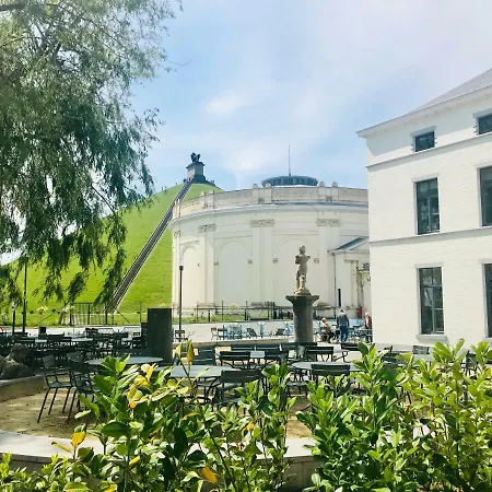 Apartment Amandine With Garden Close To Waterloo